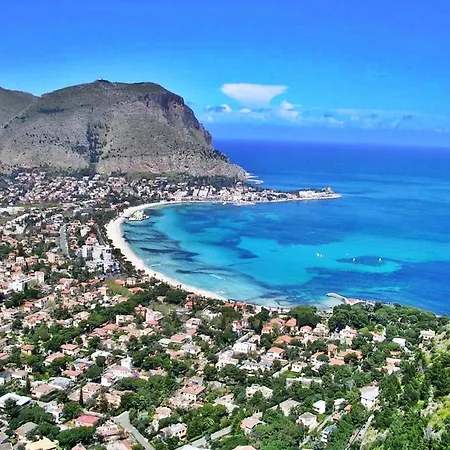 Affittacamere Il Giardino Di Laura Private Mondello